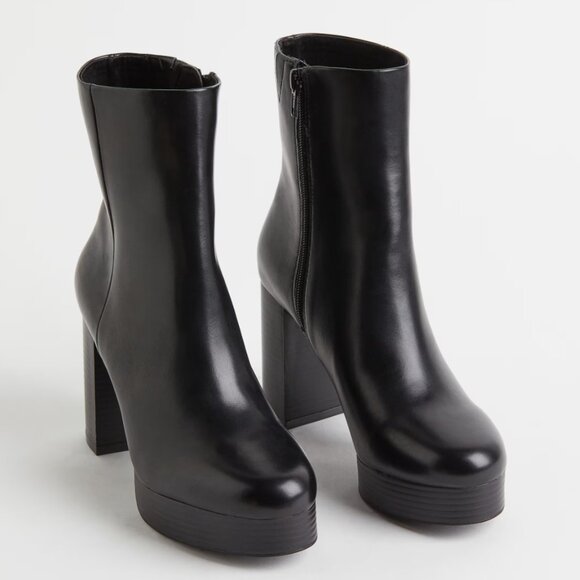 NEW - H&M Black Platform Chunky Block Heel Black Ankle Boots - Size 40 - Picture 1 of 8